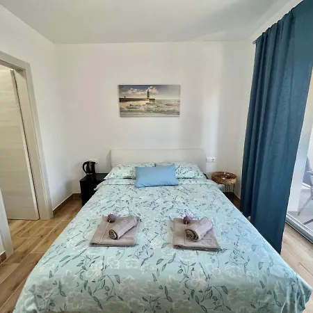 Fantasia Del Mare Apartment And Rooms Dramalj Exterior photo