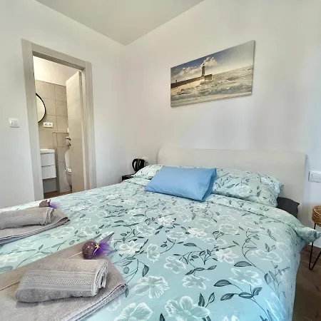 Fantasia Del Mare Apartment And Rooms Dramalj Exterior photo